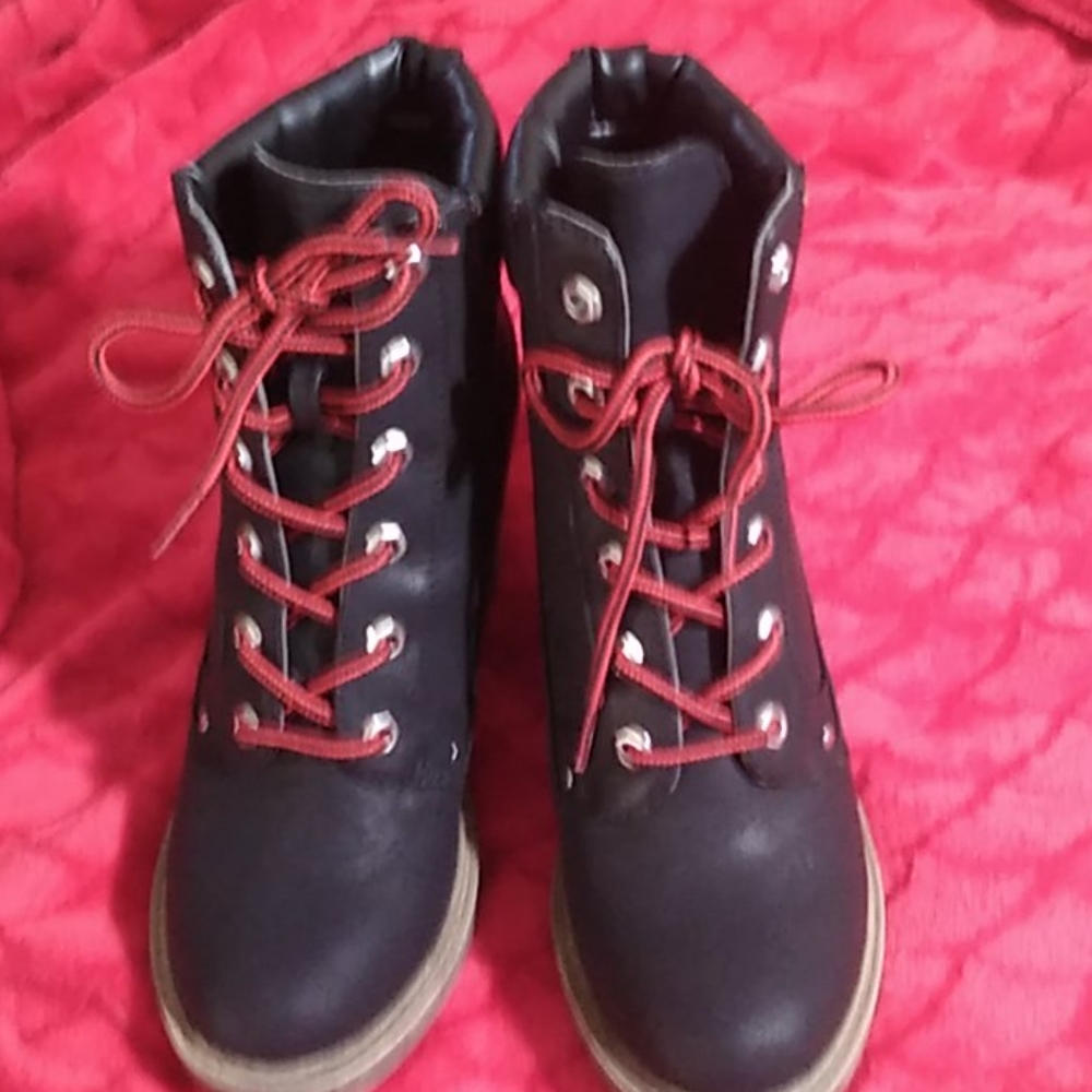 Leather boots